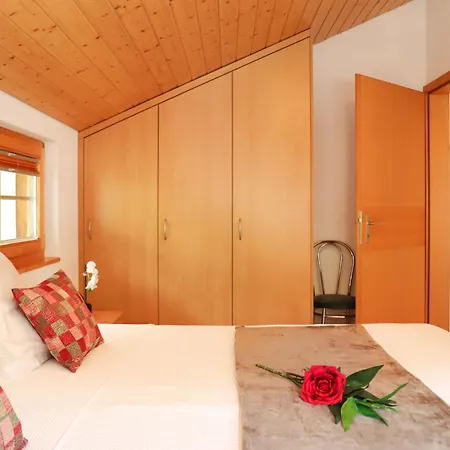 Gaedi By Interhome *